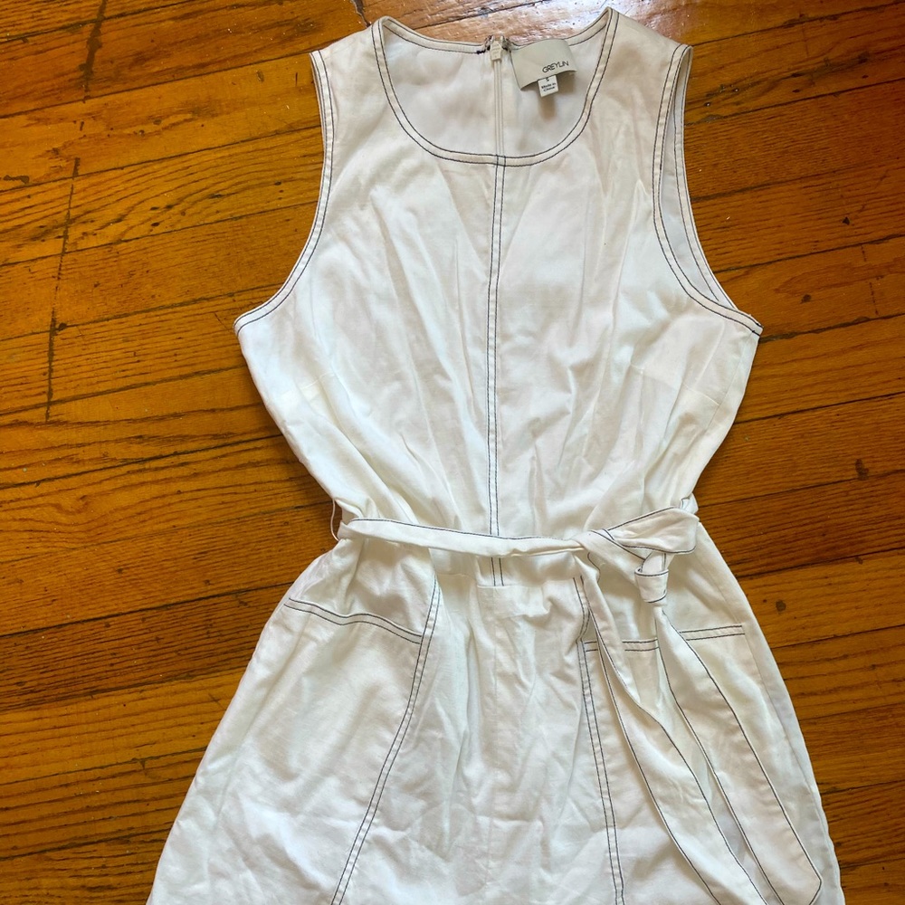 Adorable white playsuit/romper w black stitching